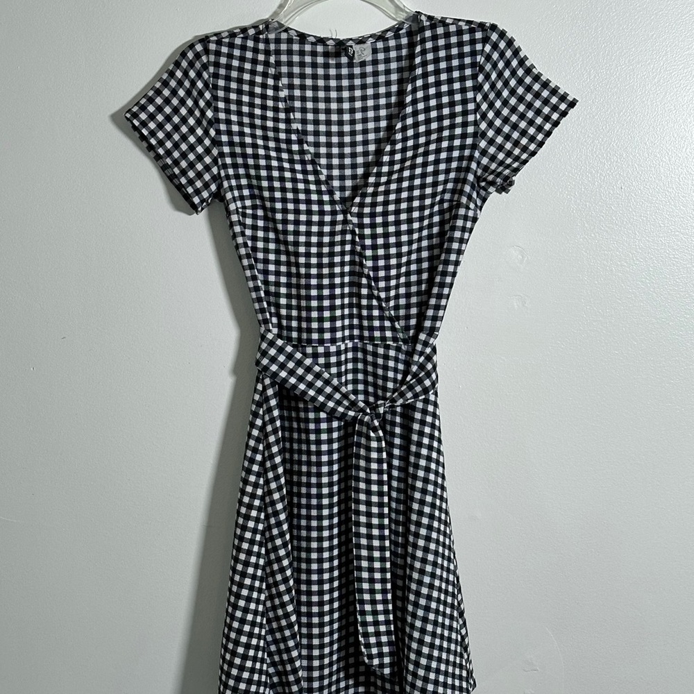 H&M Black and White Wrap Sundress V-neck Mini